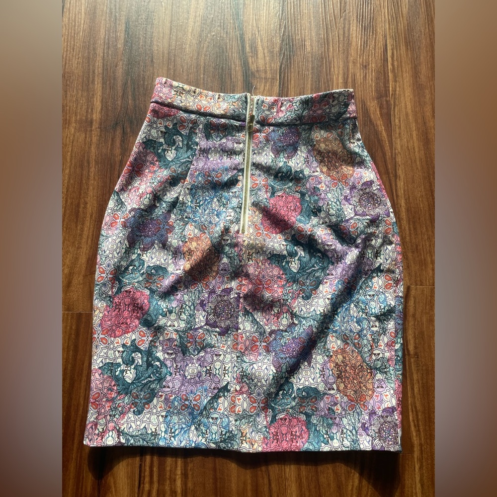 H&M high rise pencil skirt